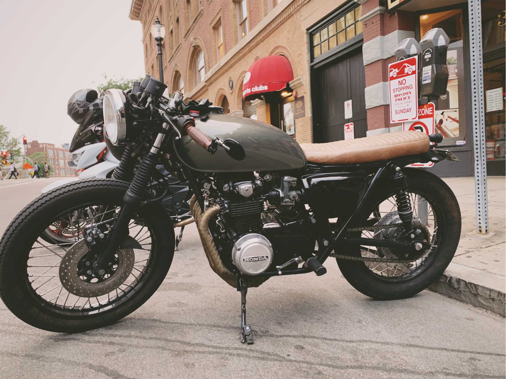 Cafe Built Honda CB 550 four